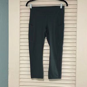 lululemon cropped leggings; Size: 6; Color: Green